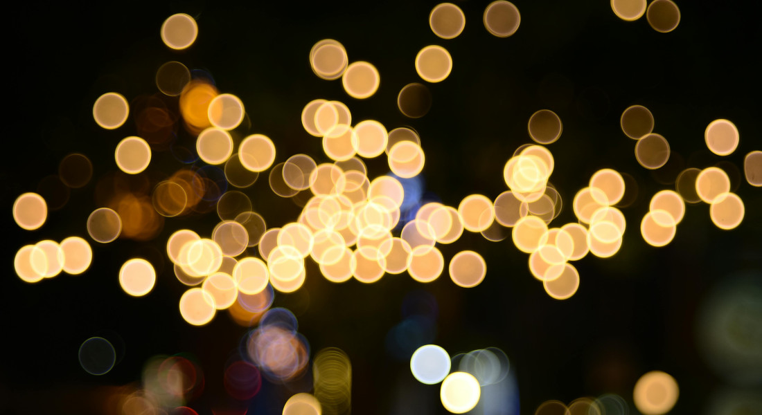 Illustration of sparks.